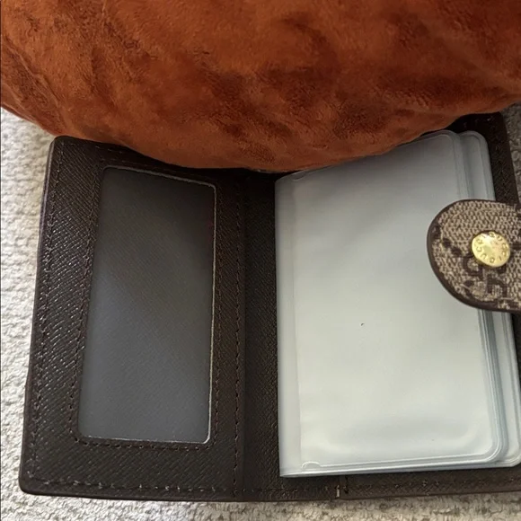 *Fashion Beige Monogram Card Holder with Red and Green Accent - Picture 8 of 11